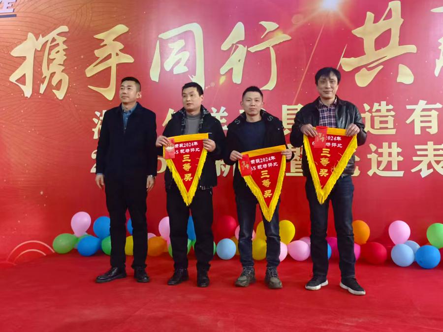 17387194436886376FB7.jpg ffffee64ae8b7790b92483a720fb0581.jpg